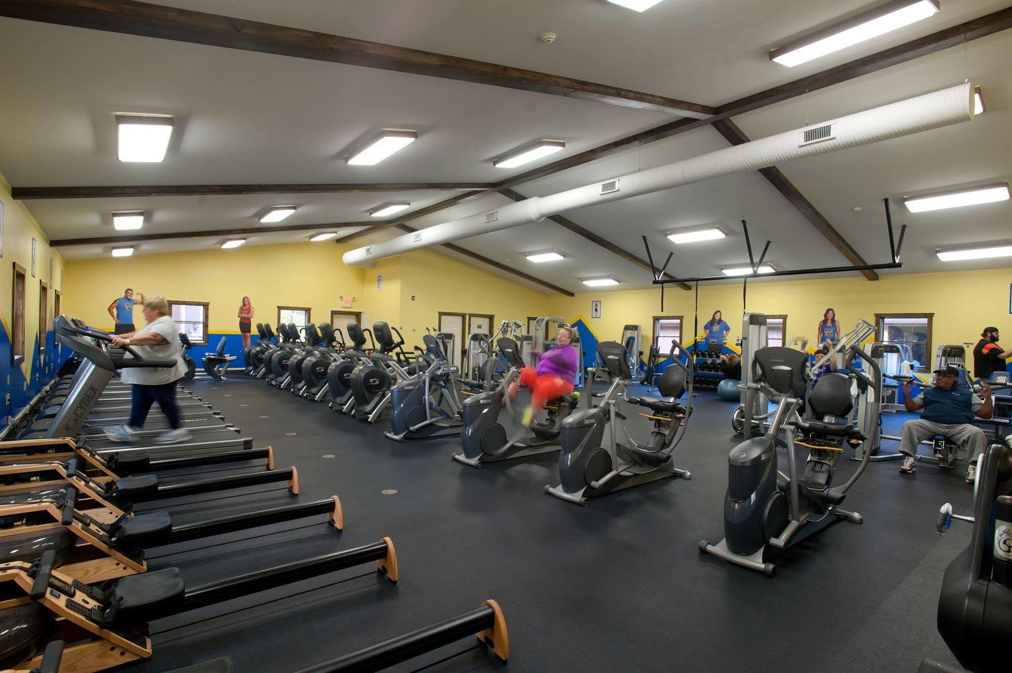The Biggest Loser Resort Niagara Java Center Экстерьер фото