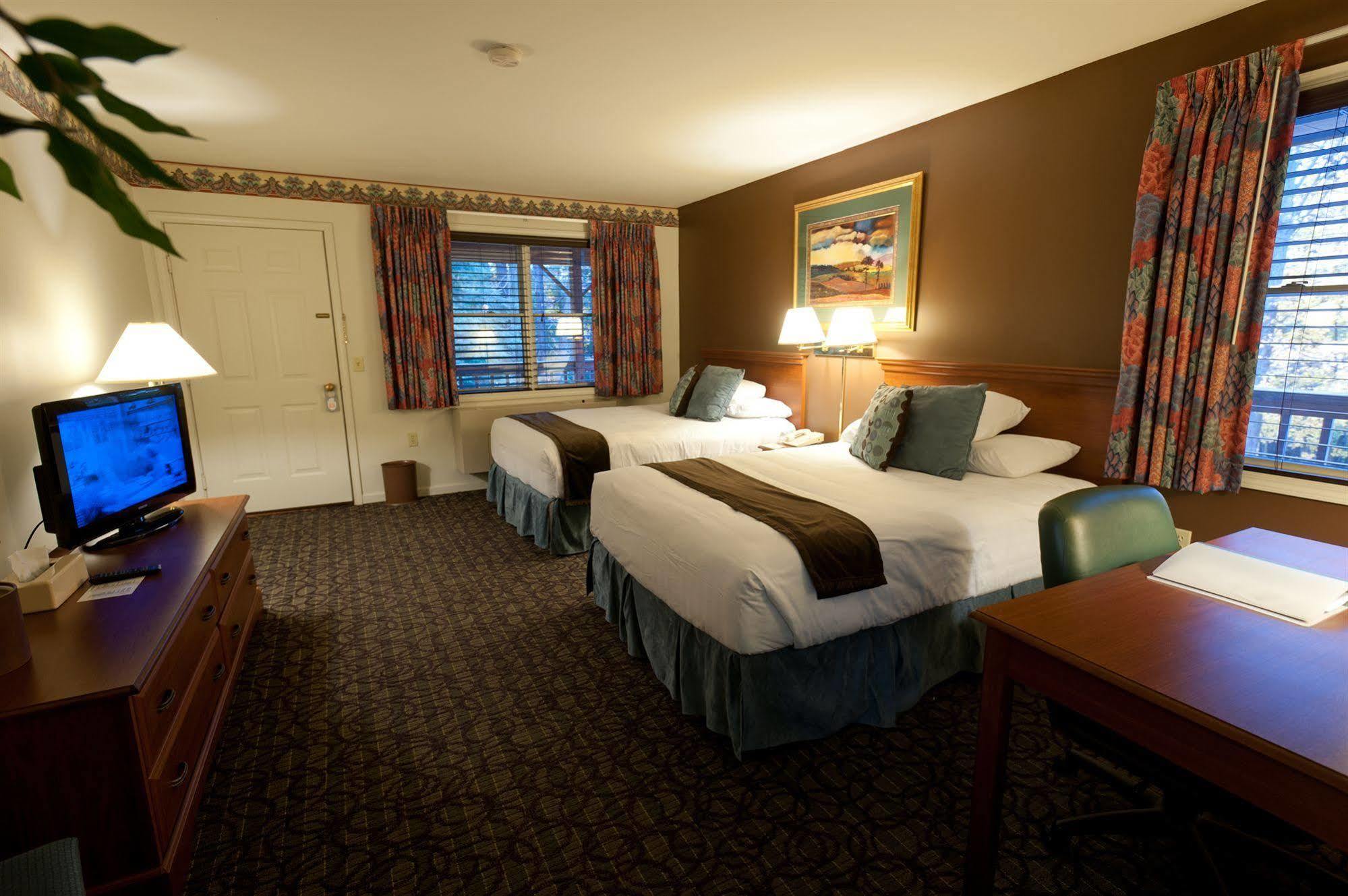 The Biggest Loser Resort Niagara Java Center Экстерьер фото