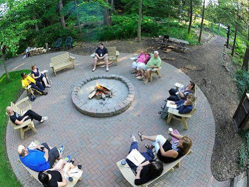 The Biggest Loser Resort Niagara Java Center Экстерьер фото